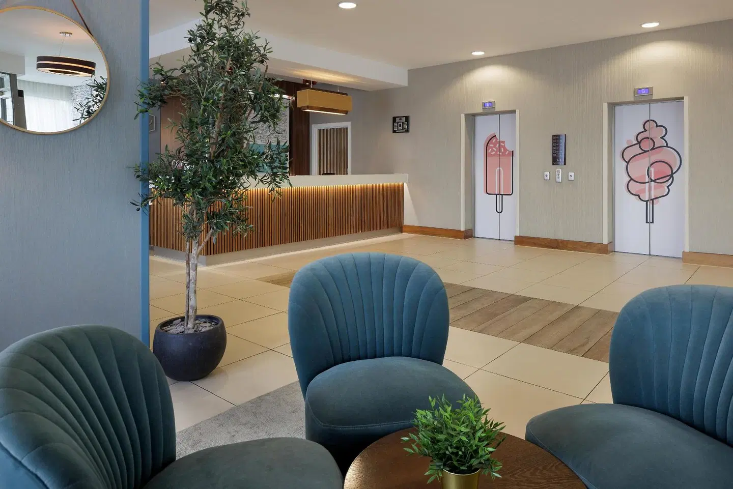 Hampton by Hilton Bournemouth LOUNGE_LOBBY