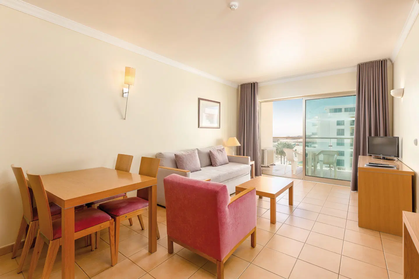 Dunamar ROOM_EXAMPLE
