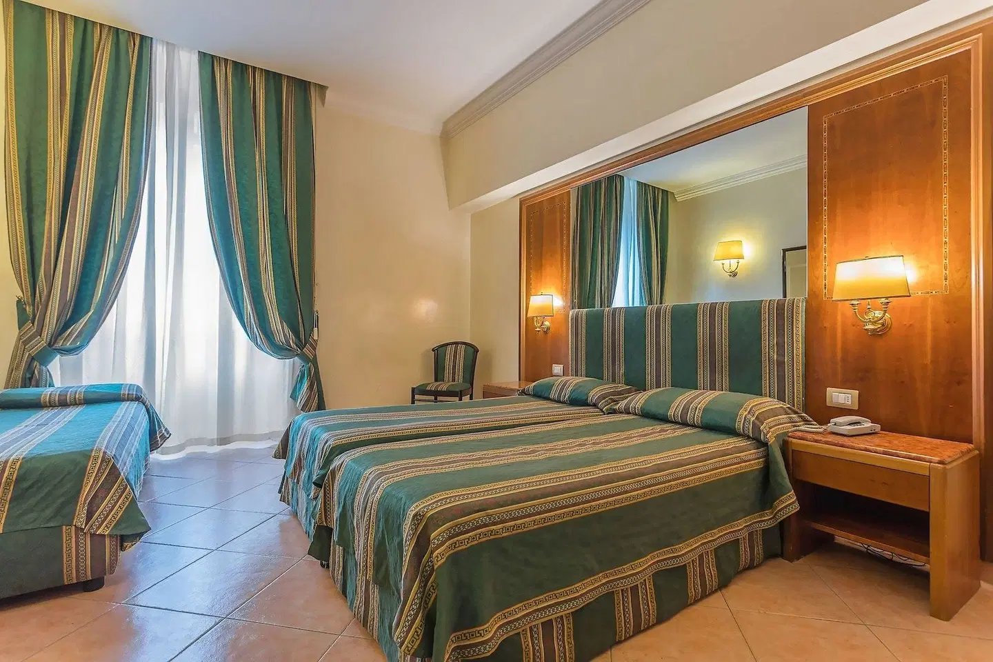 Floridia ROOM_EXAMPLE