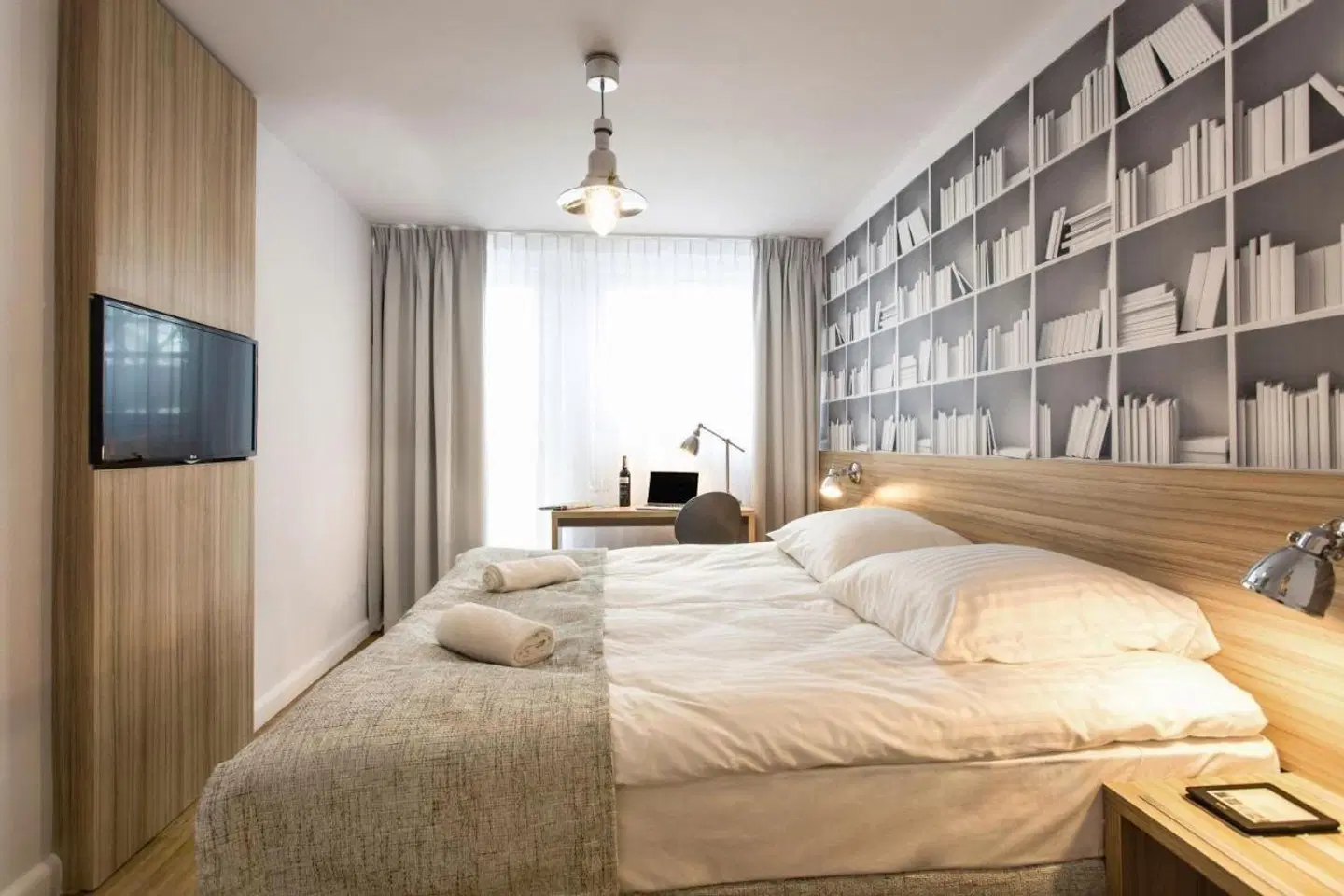 Smart Hotel ROOM_EXAMPLE