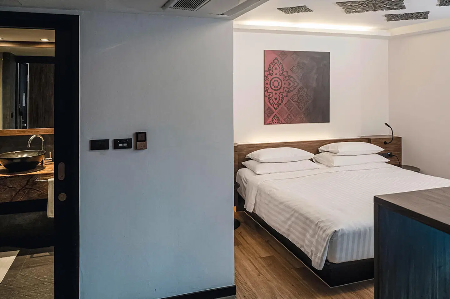 Rak Yim Siam ROOM_EXAMPLE