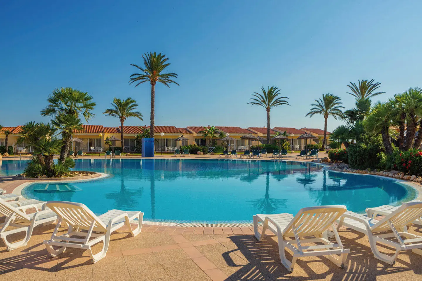 AluaSun Mediterráneo OUTDOOR_POOL
