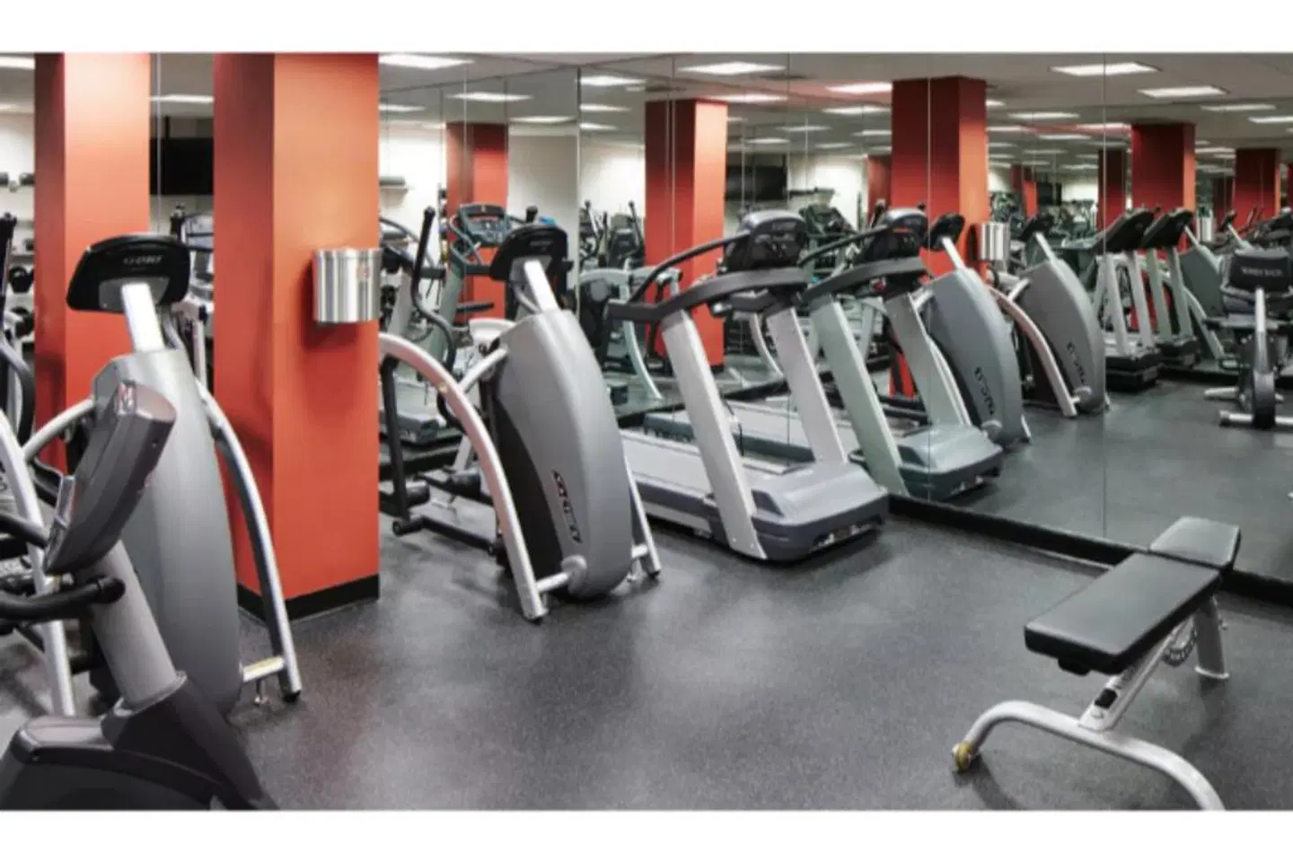 Club Quarters in Boston SPORTS_AND_LEISURE