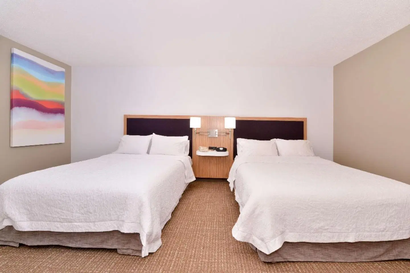 Hampton Inn & Suites Plymouth ROOM_EXAMPLE