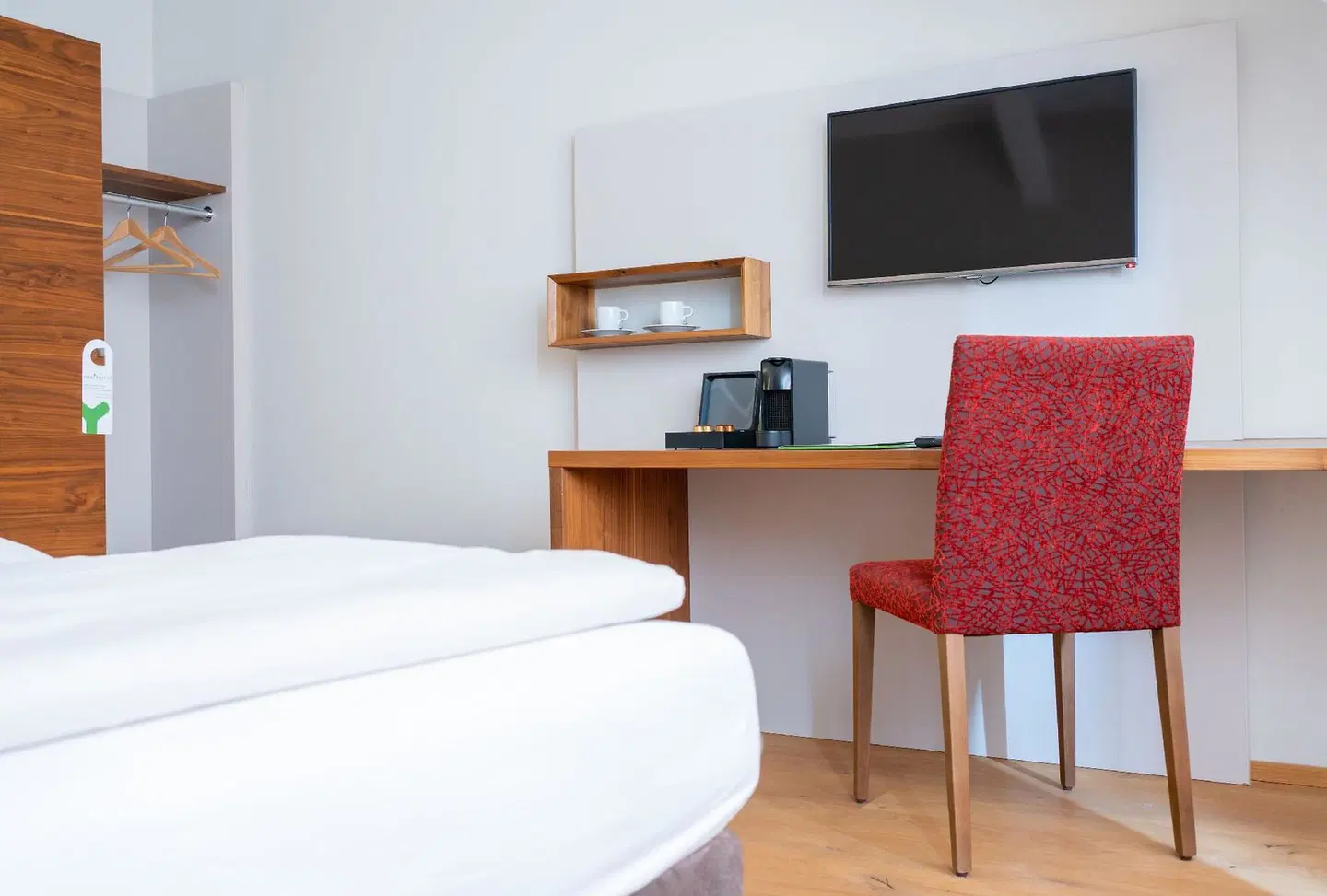 eee hotel Perg ROOM_EXAMPLE