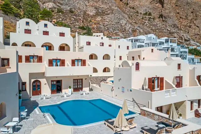 Epavlis Hotel & Spa OUTDOOR_POOL