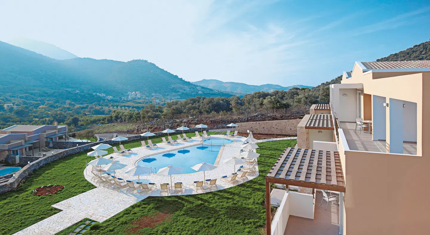 Filion Suites Resort & Spa OUTDOOR_POOL