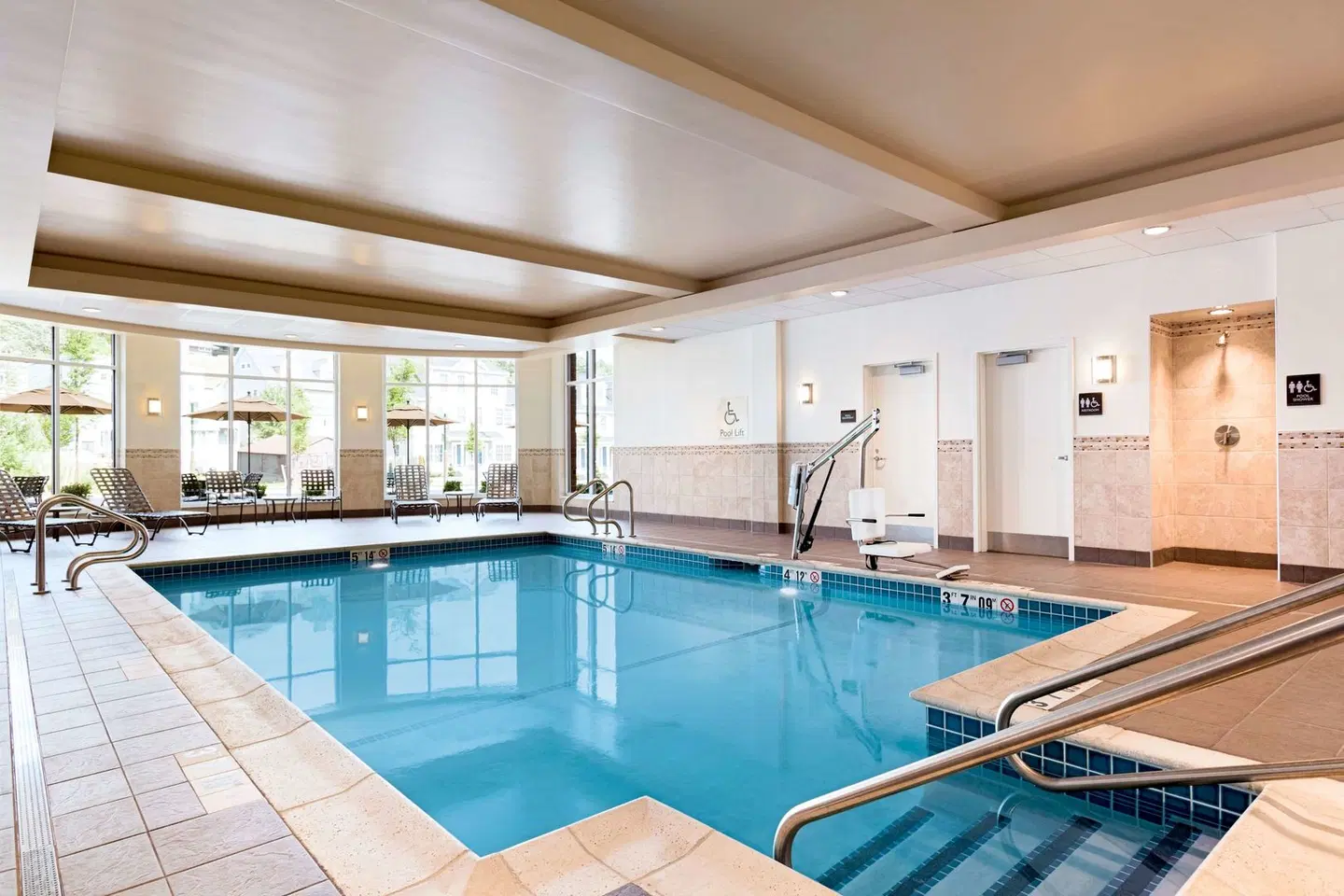 Hilton Garden Inn Boston Logan Airport Hallenbad