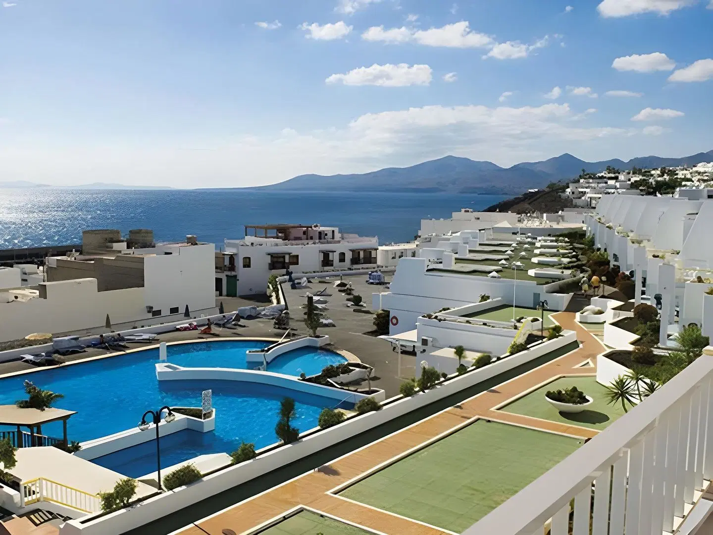 Hotel BelleVue Aquarius OUTDOOR_POOL