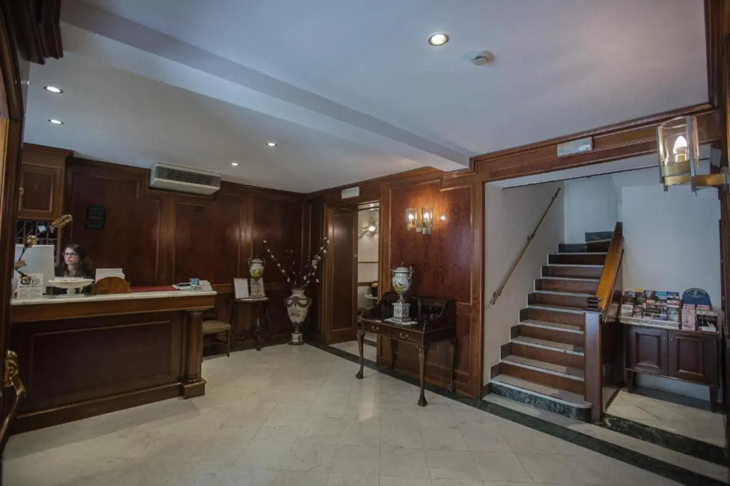 Grifo LOUNGE_LOBBY