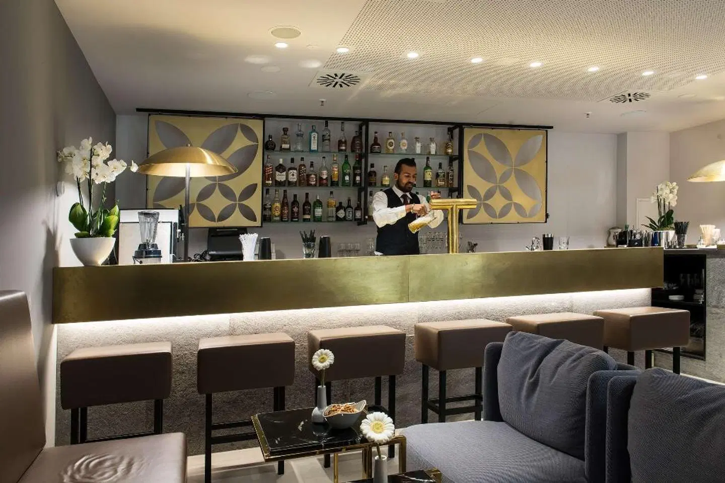 Motel One Frankfurt - Hauptbahnhof Bar
