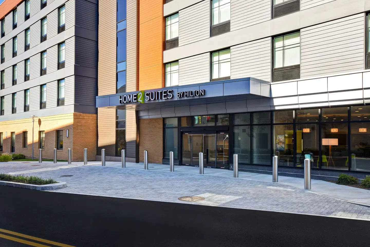 Home2 Suites by Hilton Boston South Bay EXTERIOR