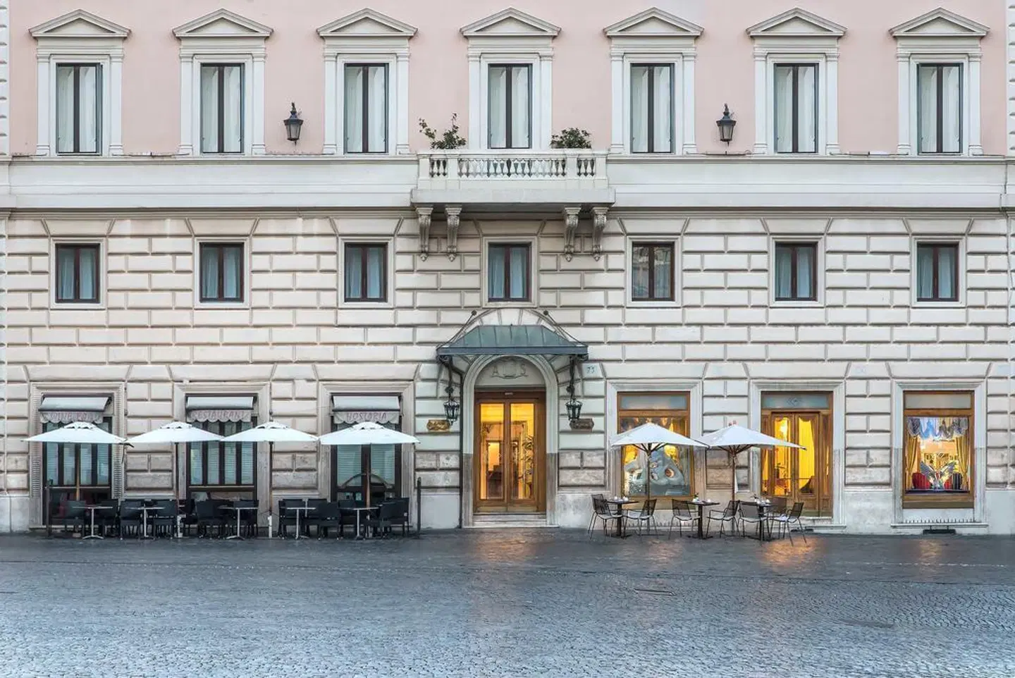 Albergo del Senato EXTERIOR