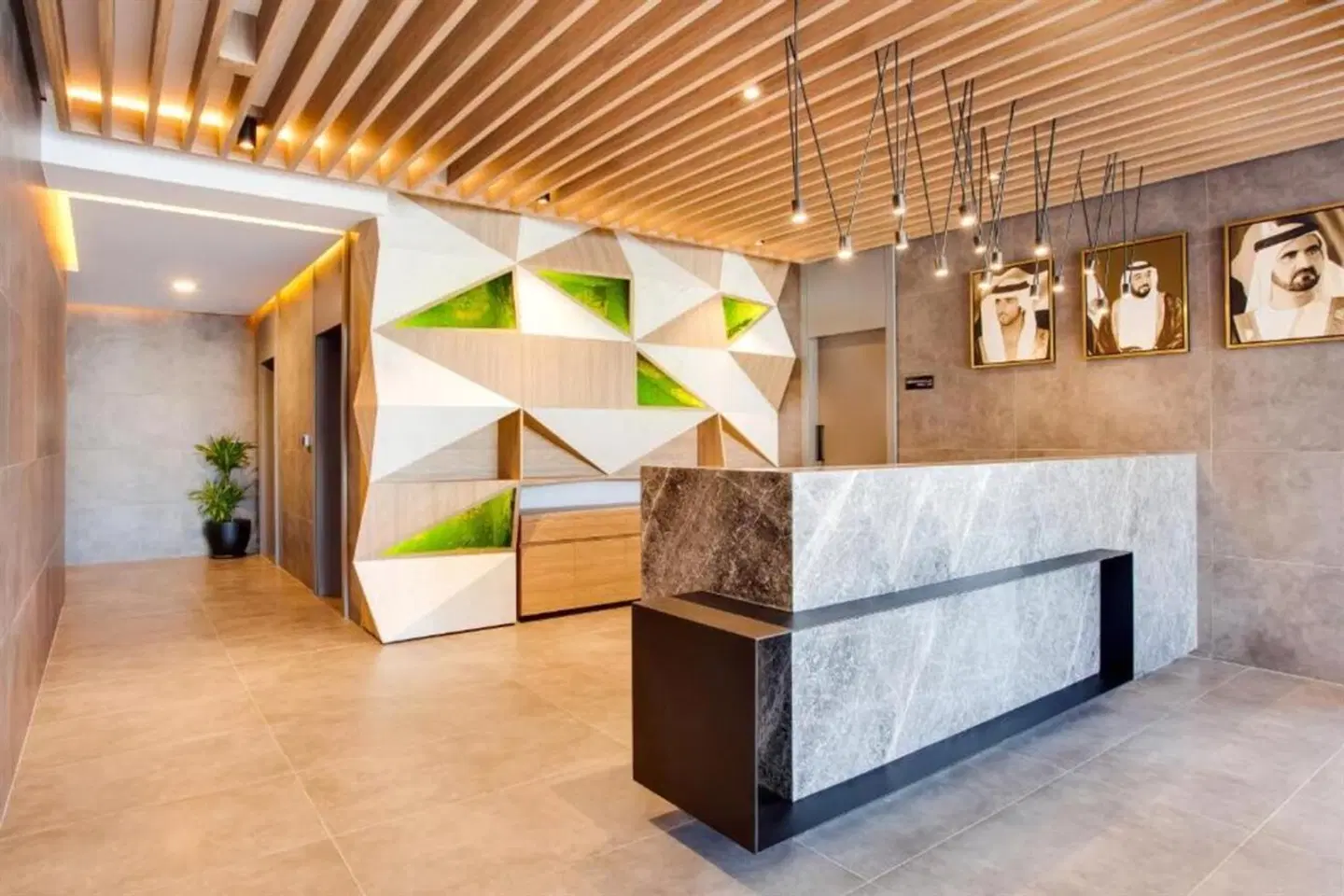 Lemon Tree Hotel, Dubai LOUNGE_LOBBY