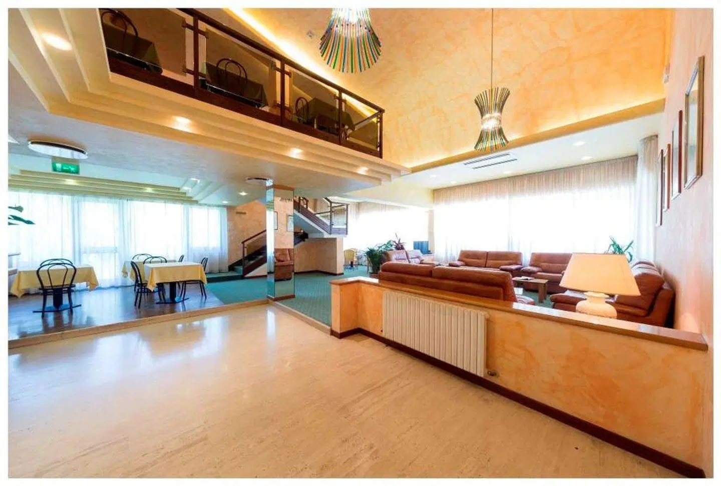 Pennile LOUNGE_LOBBY