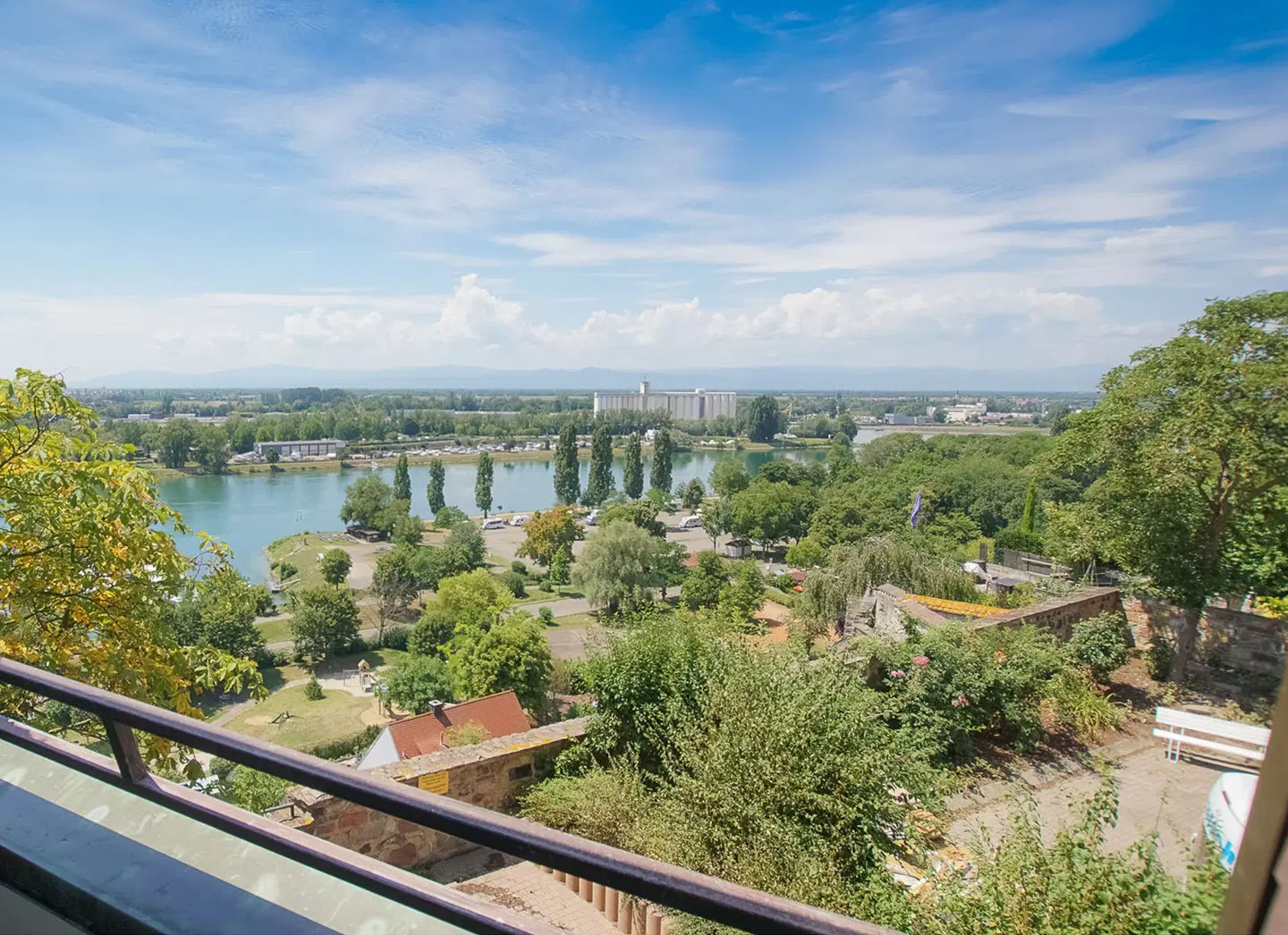 Hotel Stadt Breisach LANDSCAPE
