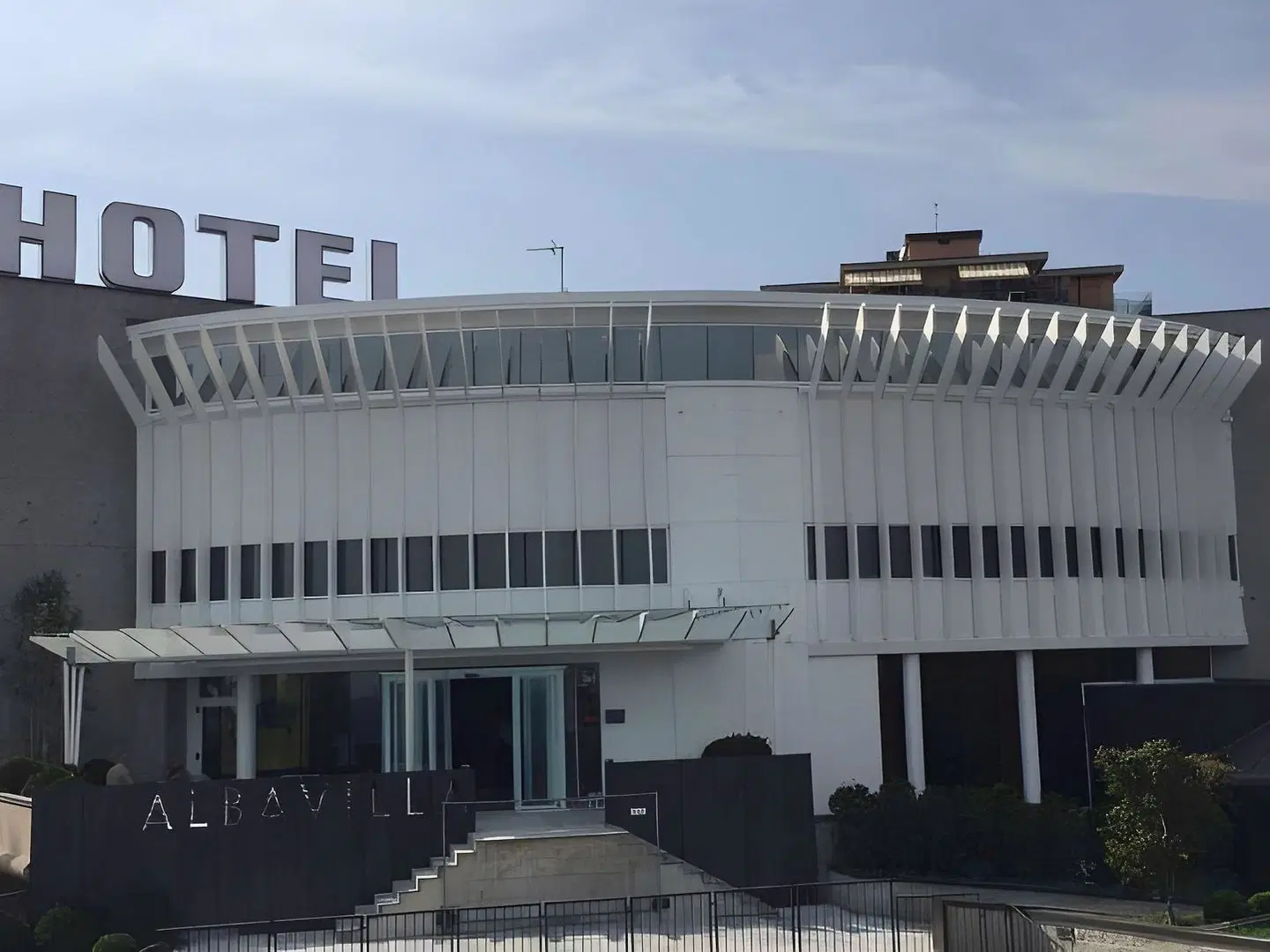 Albavilla Hotel & Co. EXTERIOR