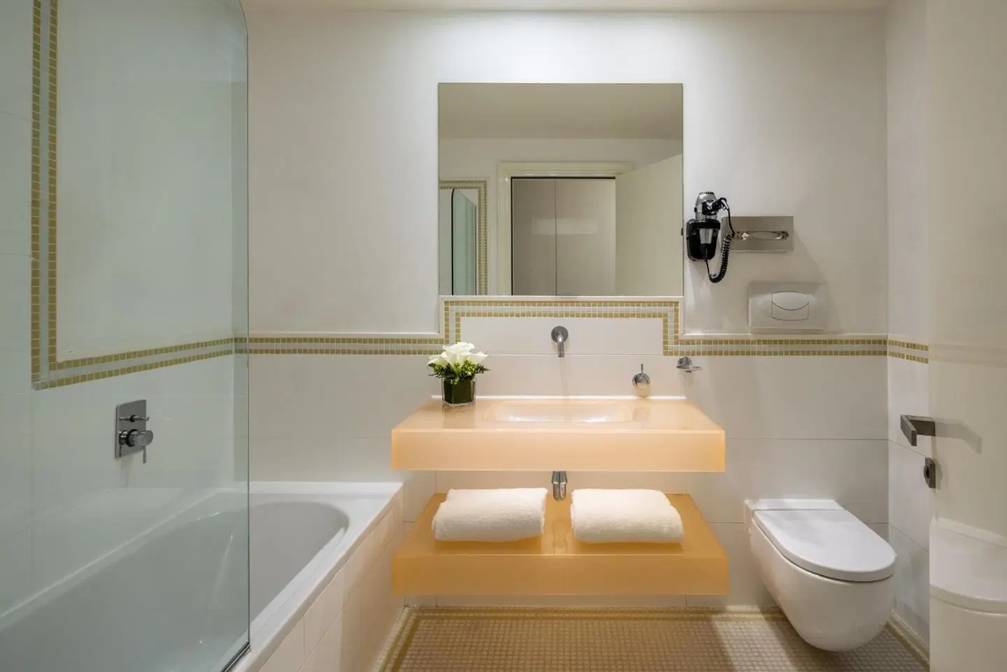 Hotel Polo Badezimmer
