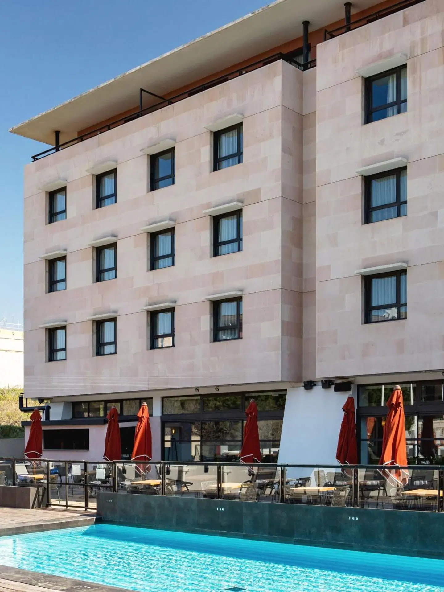 Newhotel of Marseille EXTERIOR