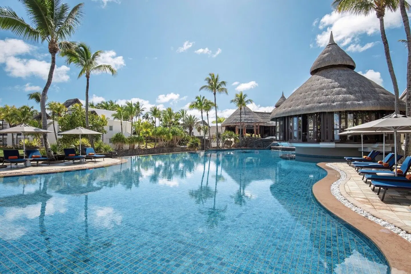 Shangri-La Le Touessrok, Mauritius OUTDOOR_POOL