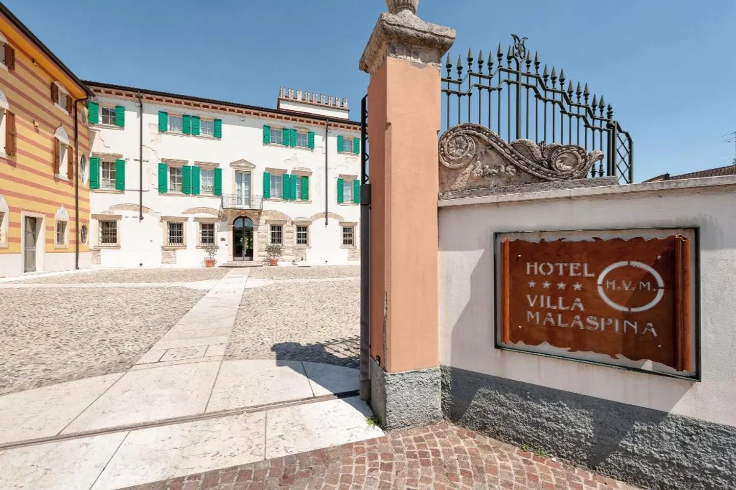 Hotel Villa Malaspina EXTERIOR