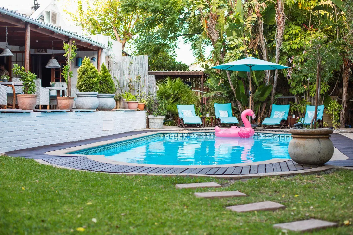 Khashamongo Guesthouse OUTDOOR_POOL