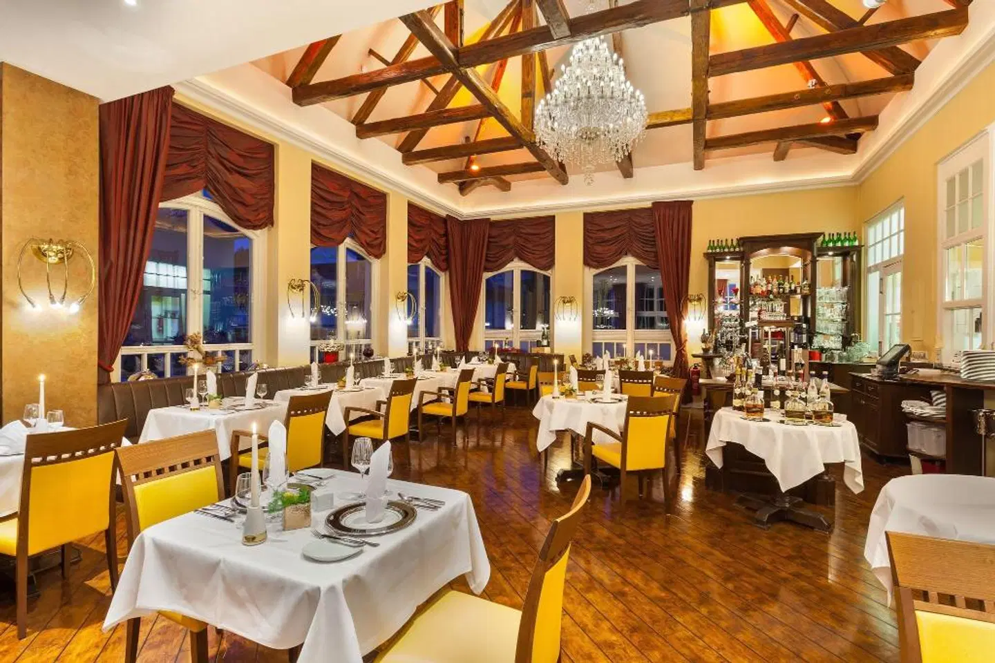 Vier Jahreszeiten Kühlungsborn - Hotel Restaurant