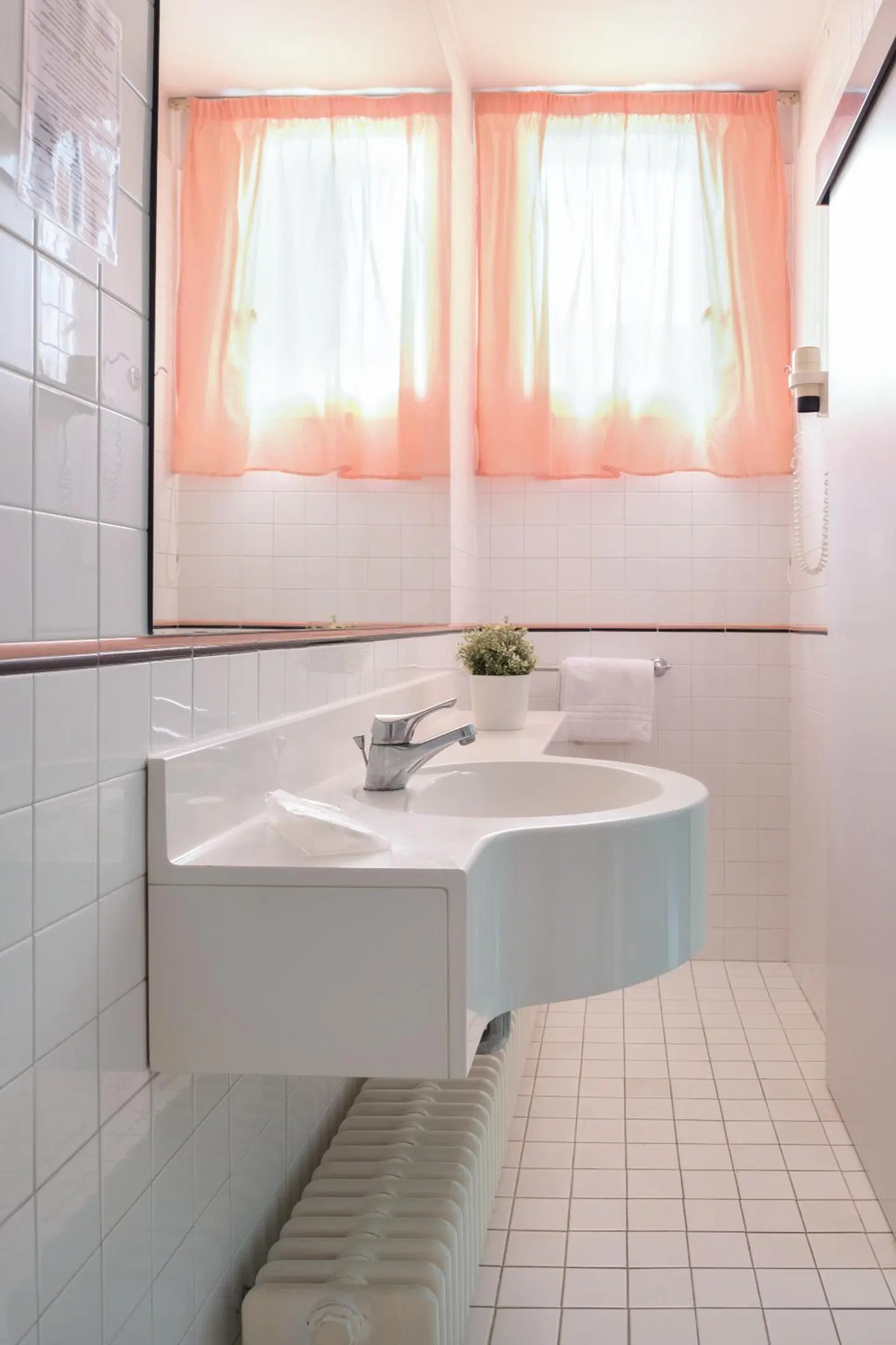 Hotel Junior Badezimmer