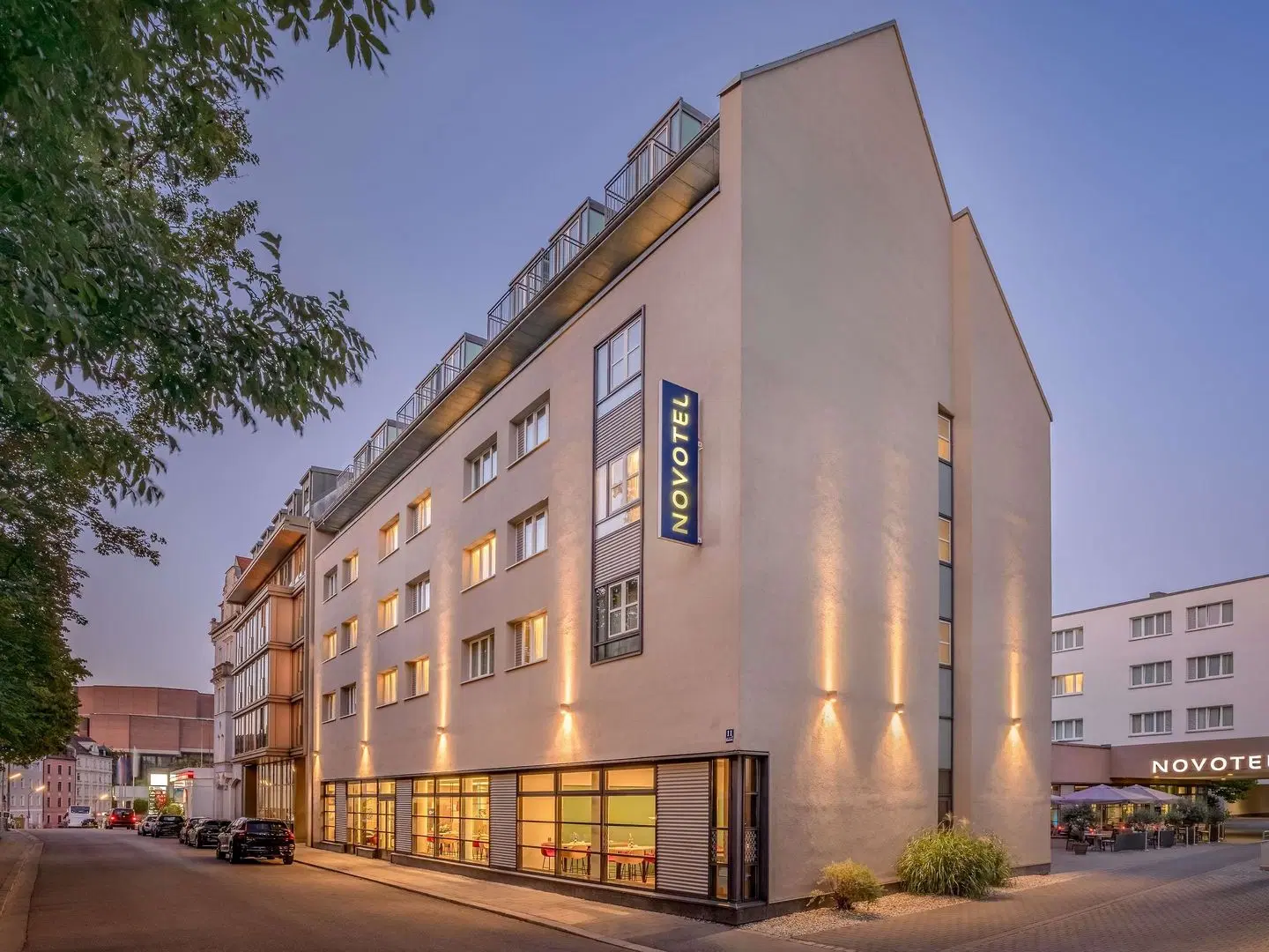 Novotel Munich City Hotel EXTERIOR
