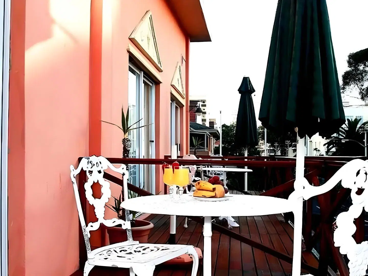 Spring Tide Inn Terrasse