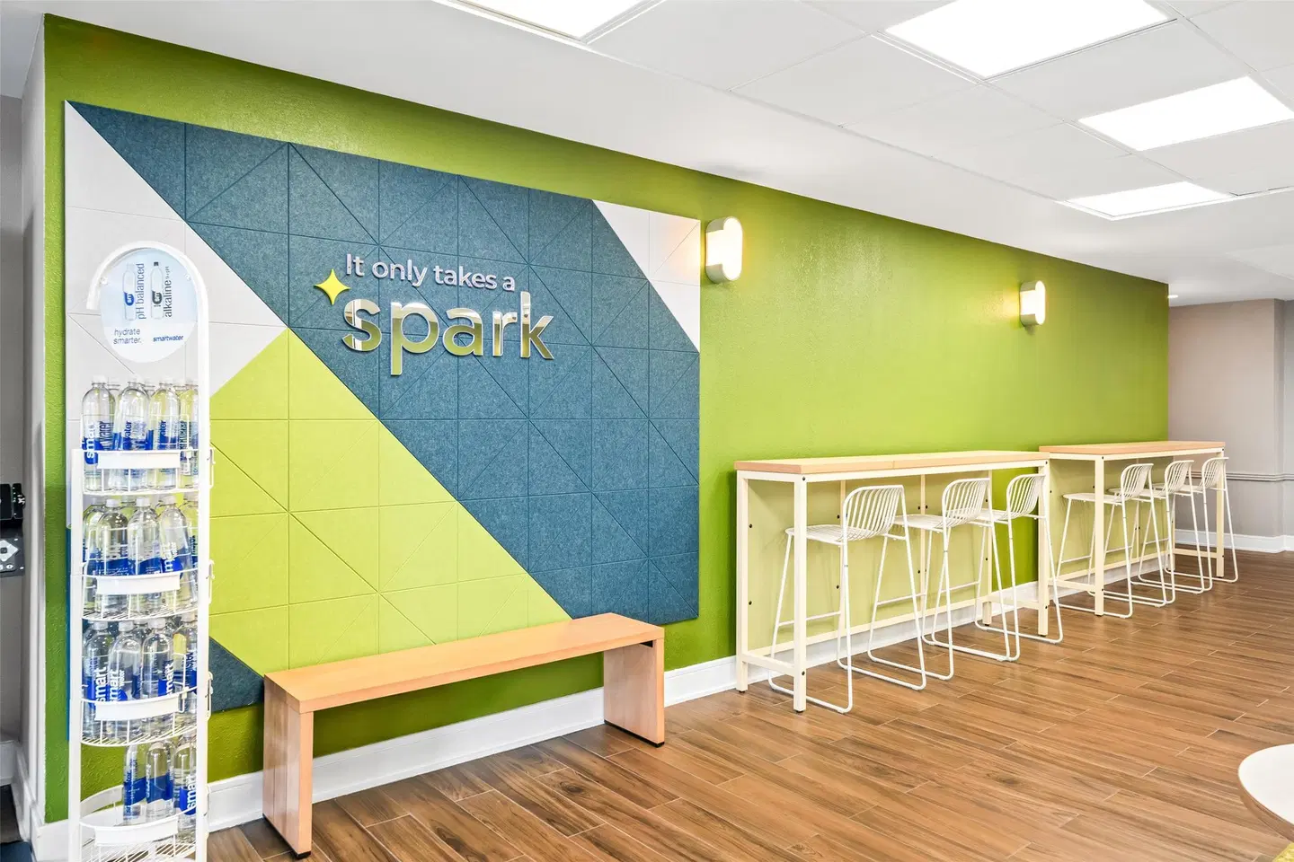 Spark by Hilton Orlando near Universal LOUNGE_LOBBY