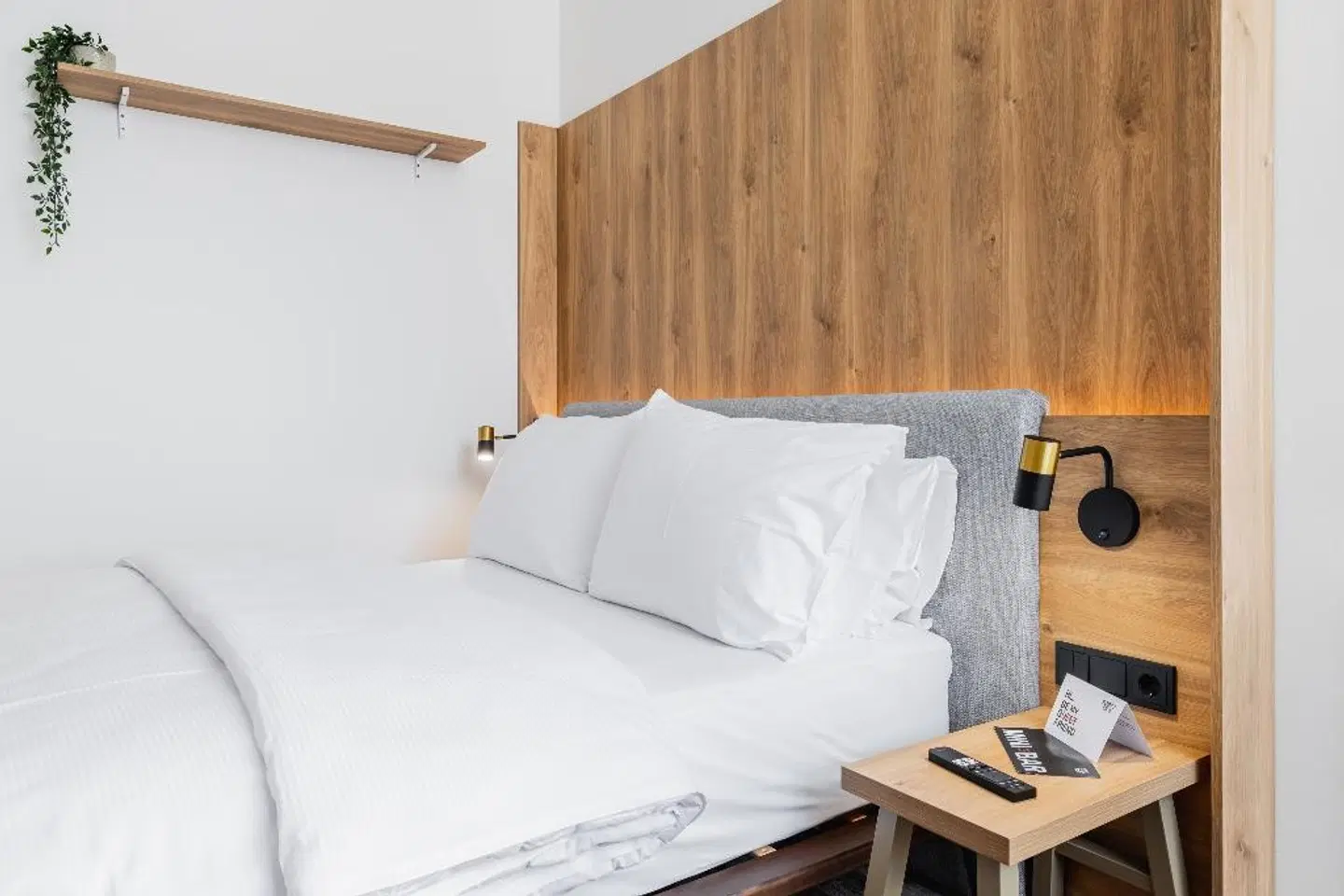 FortyPlusOne Hotel ROOM_EXAMPLE