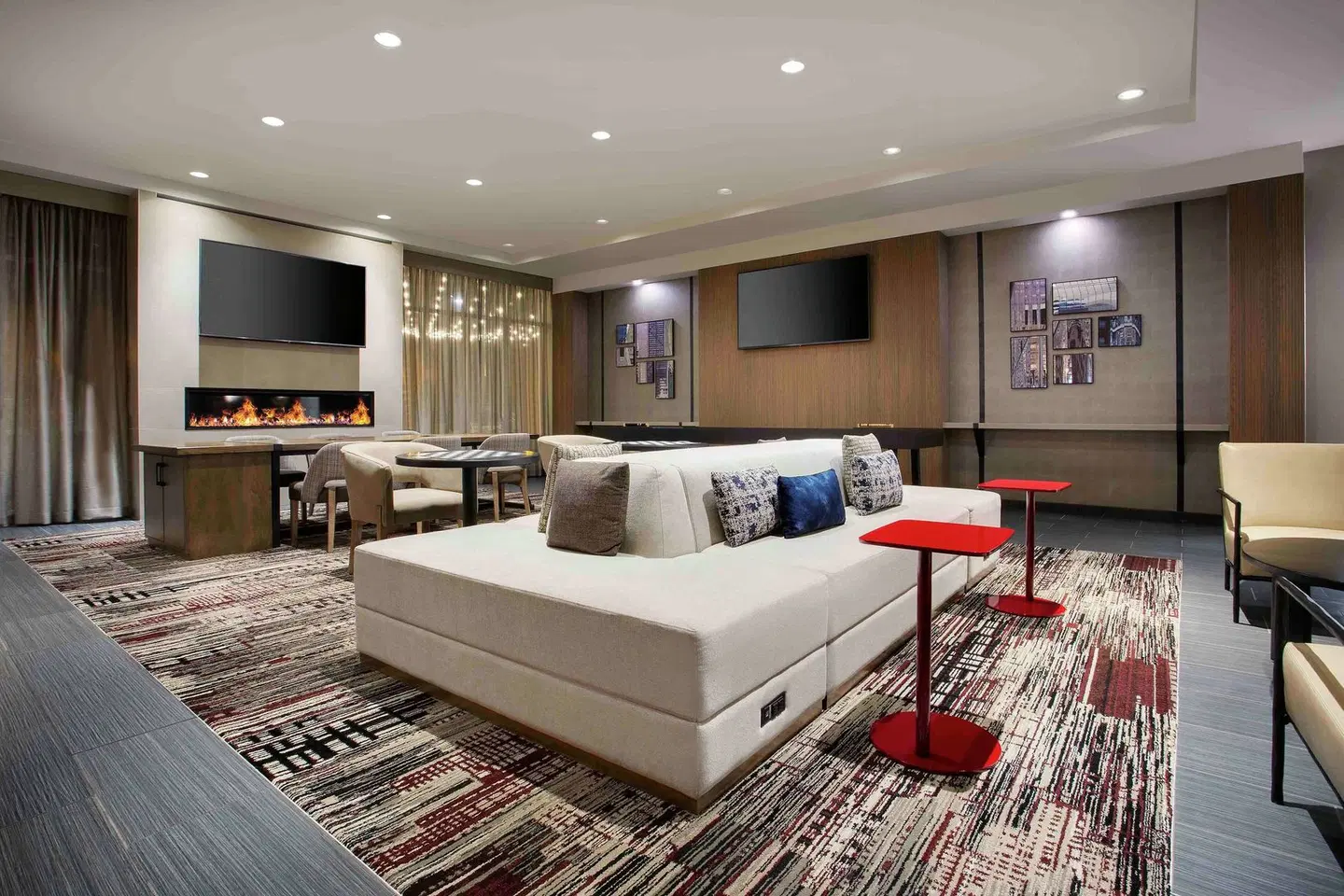 DoubleTree by Hilton Chicago Midway Airport LOUNGE_LOBBY