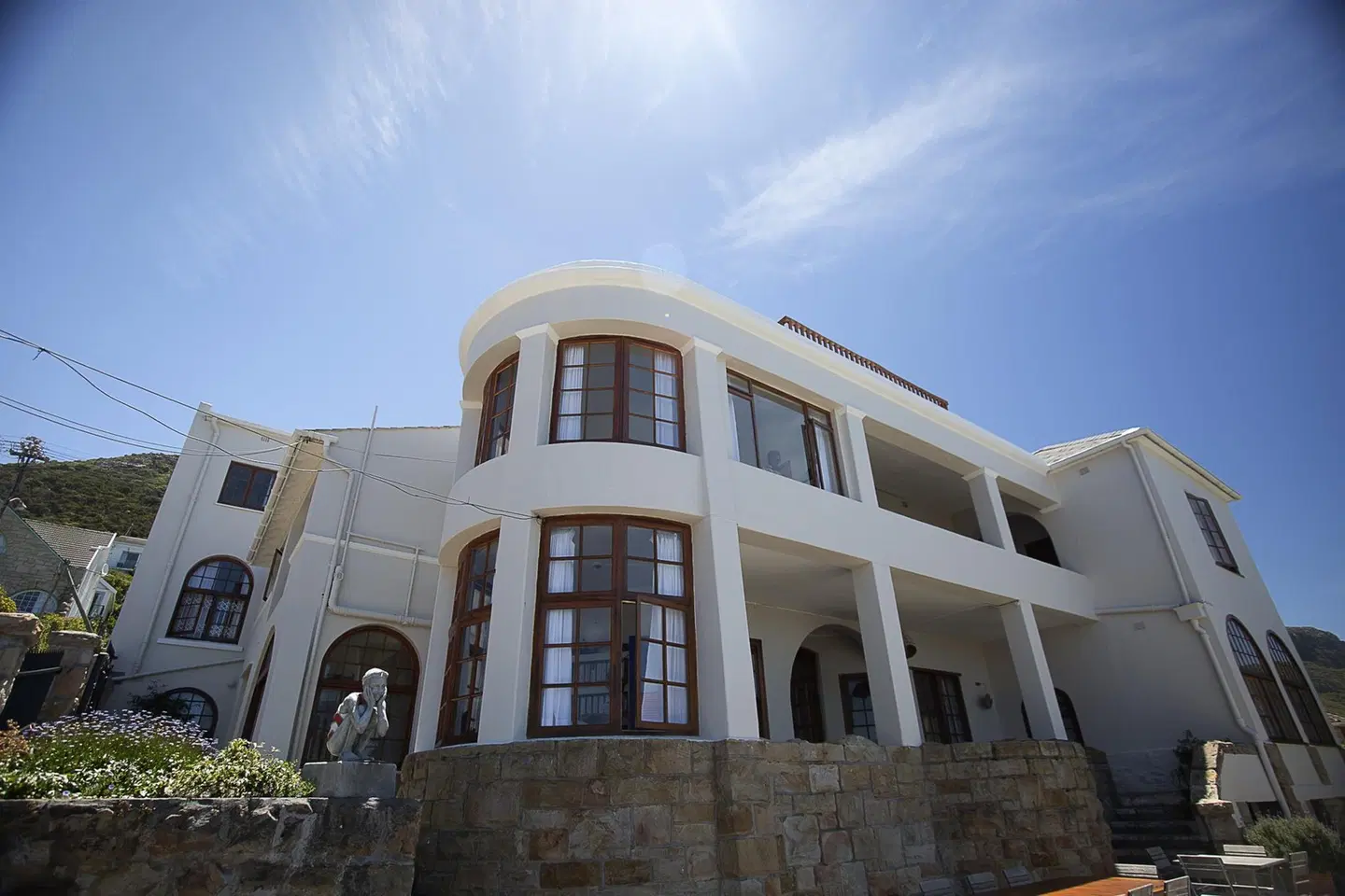 Chartfield Guesthouse EXTERIOR