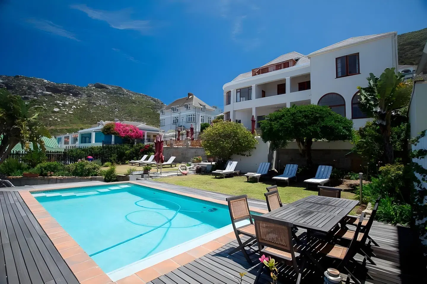 Chartfield Guesthouse OUTDOOR_POOL