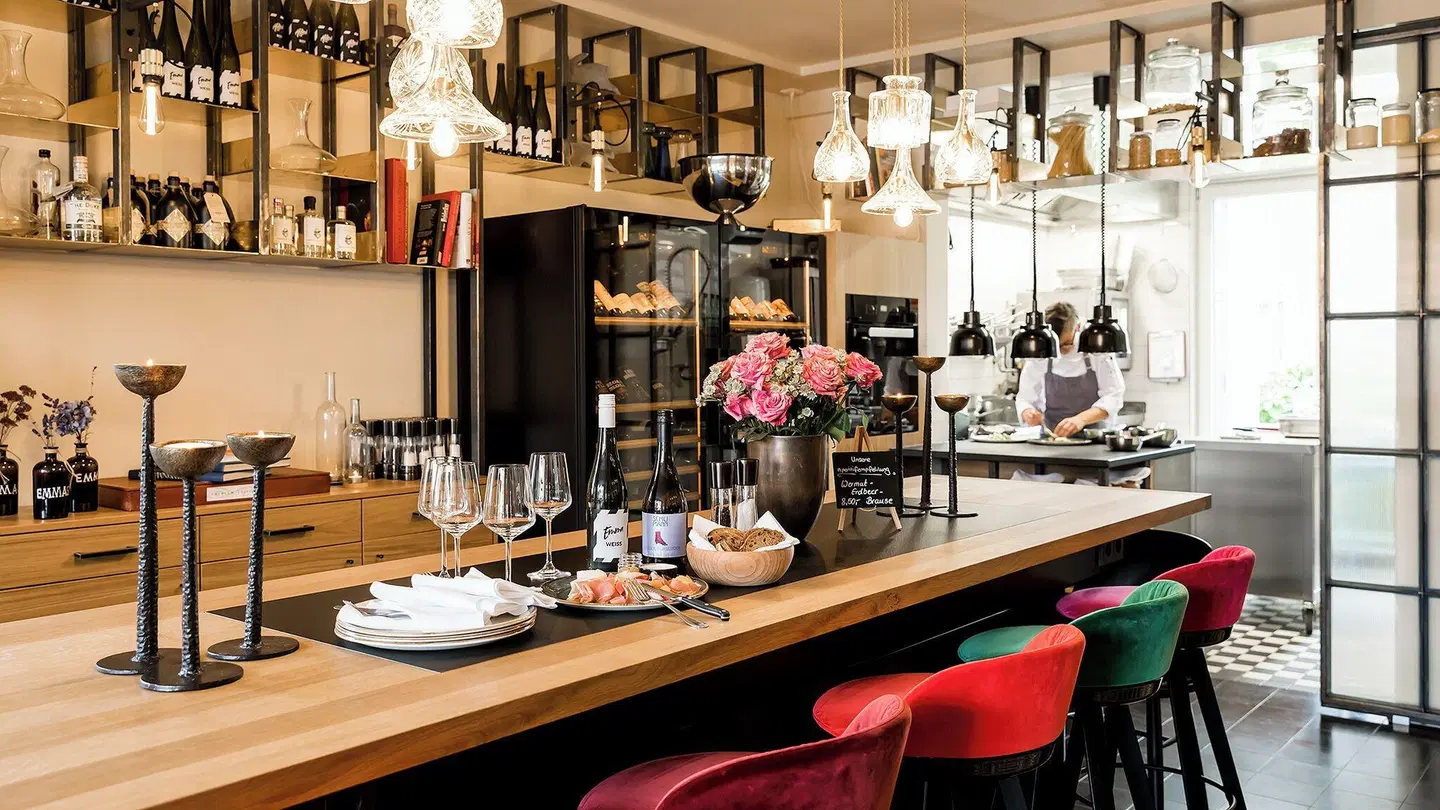 Zeller Bar