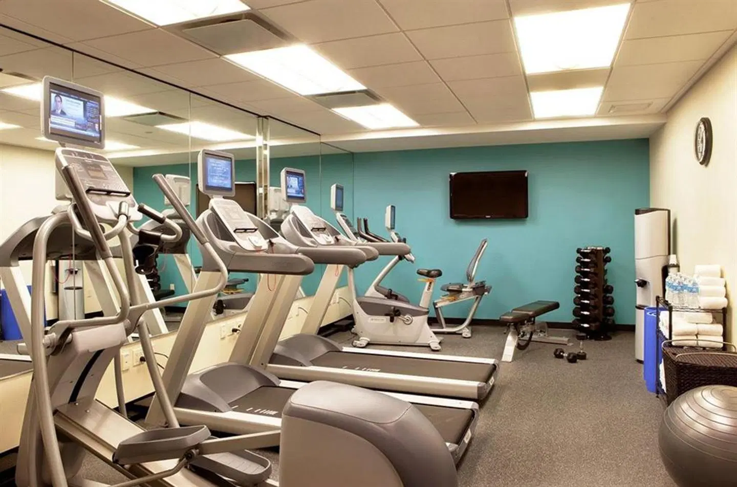 Holiday Inn Express Manhattan Times Square South by IHG HEALTH_BEAUTY