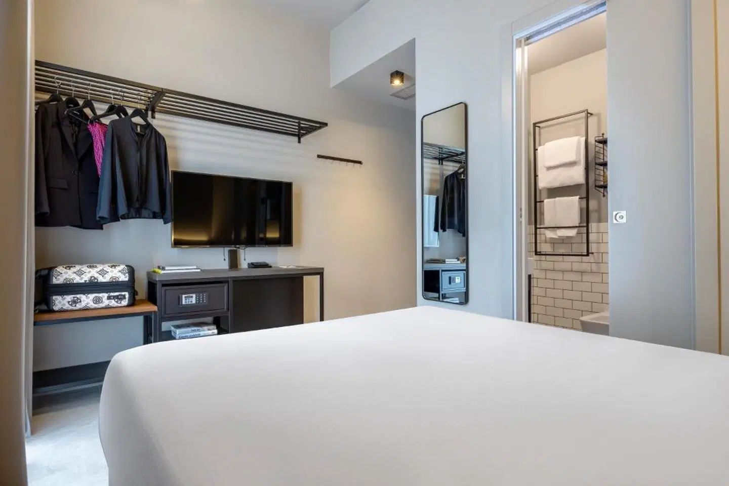 Homie ROOM_EXAMPLE