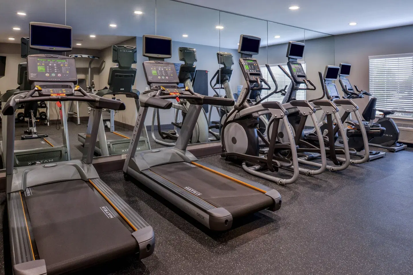 Four Points by Sheraton Mount Prospect OHare SPORTS_AND_LEISURE