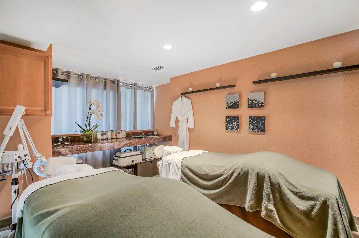 Omni Los Angeles Hotel at California Plaza HEALTH_BEAUTY