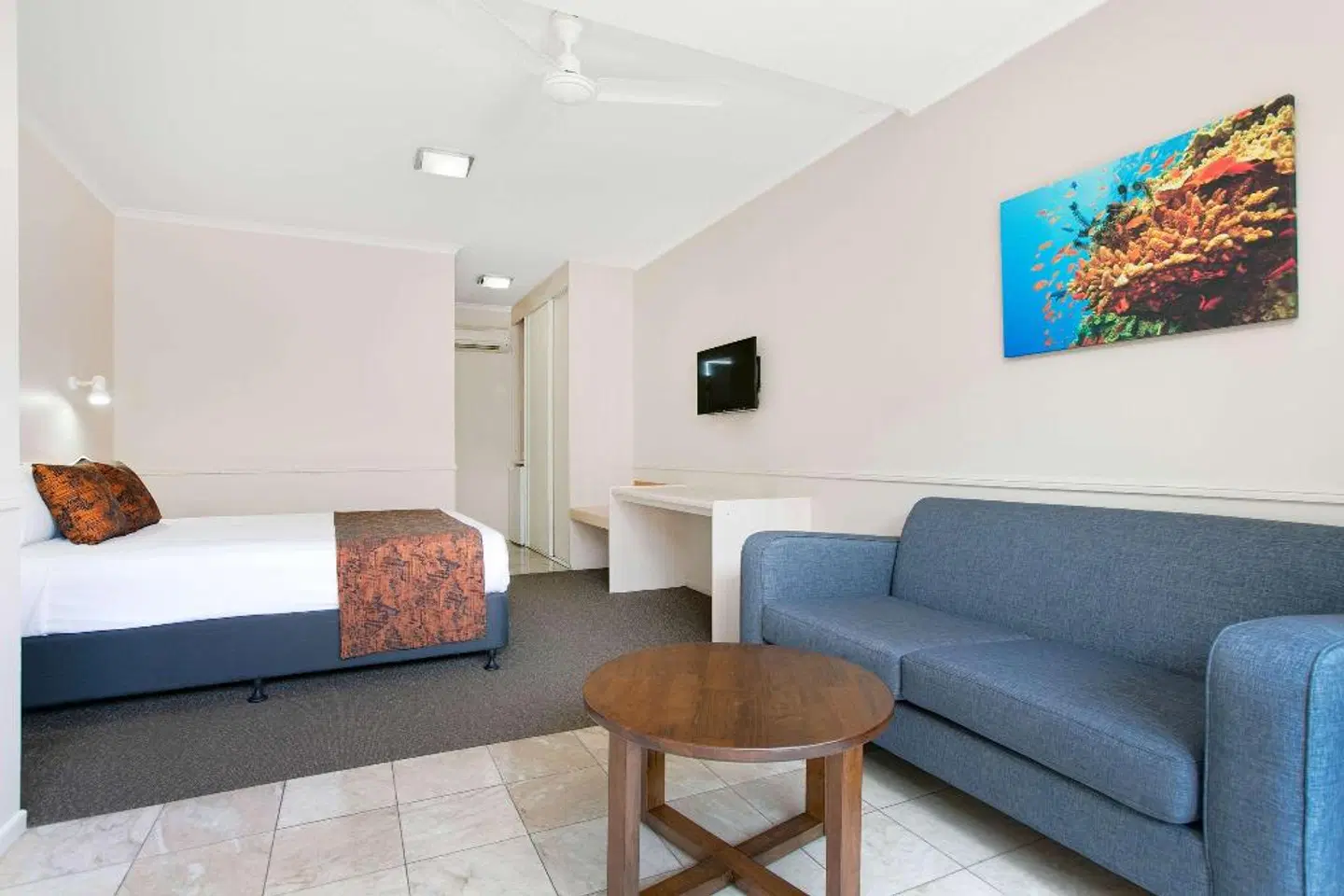 Comfort Inn Cairns City ROOM_EXAMPLE