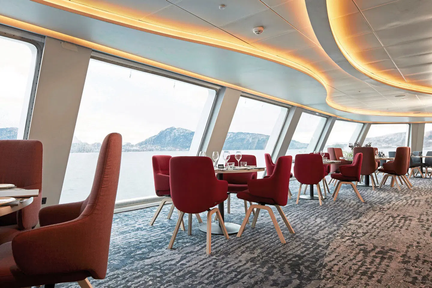 Havila Voyages Bergen-Kirkenes-Bergen im Sommer Konferenz