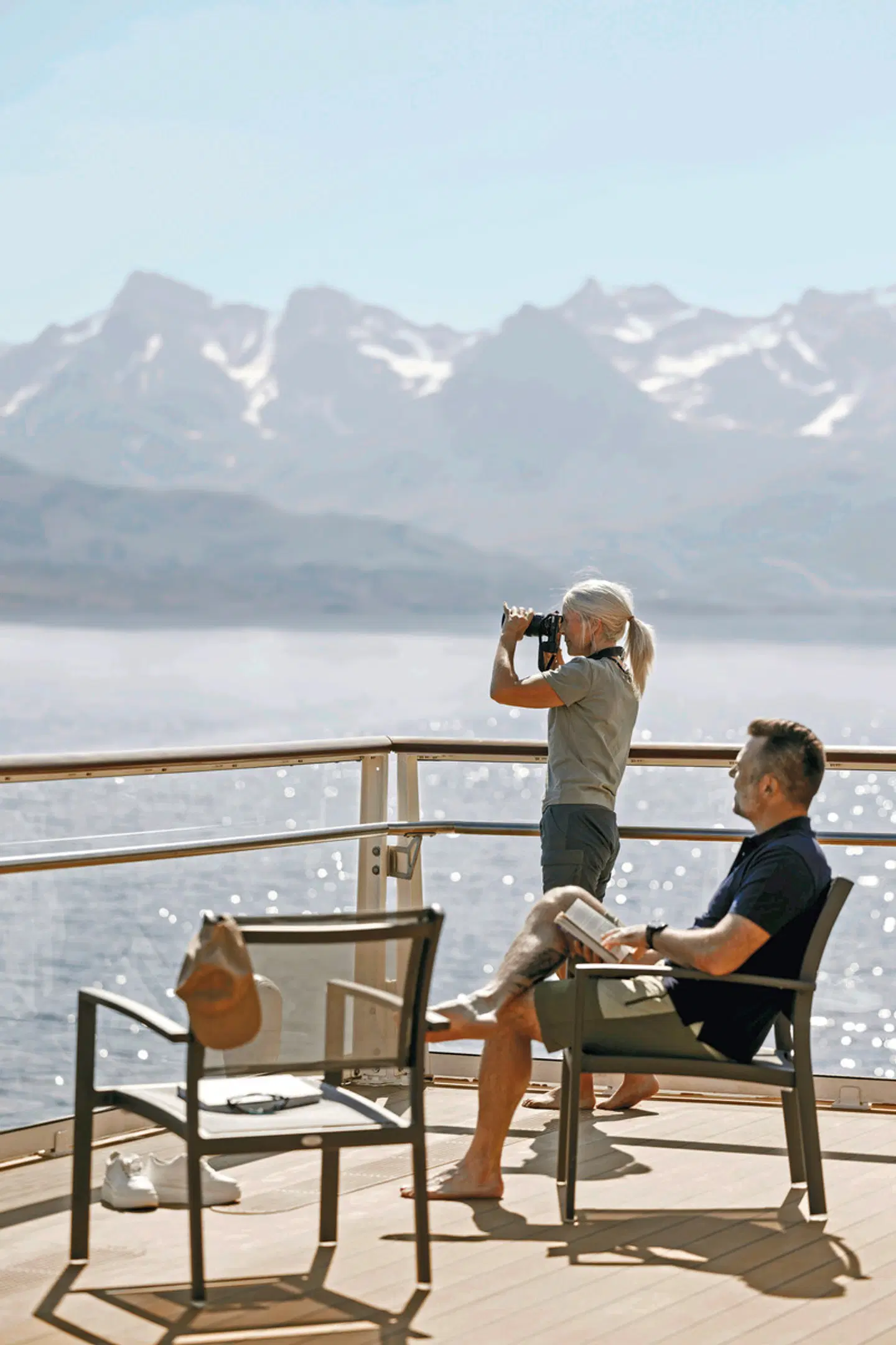 Havila Voyages Bergen-Kirkenes-Bergen im Sommer Terrasse