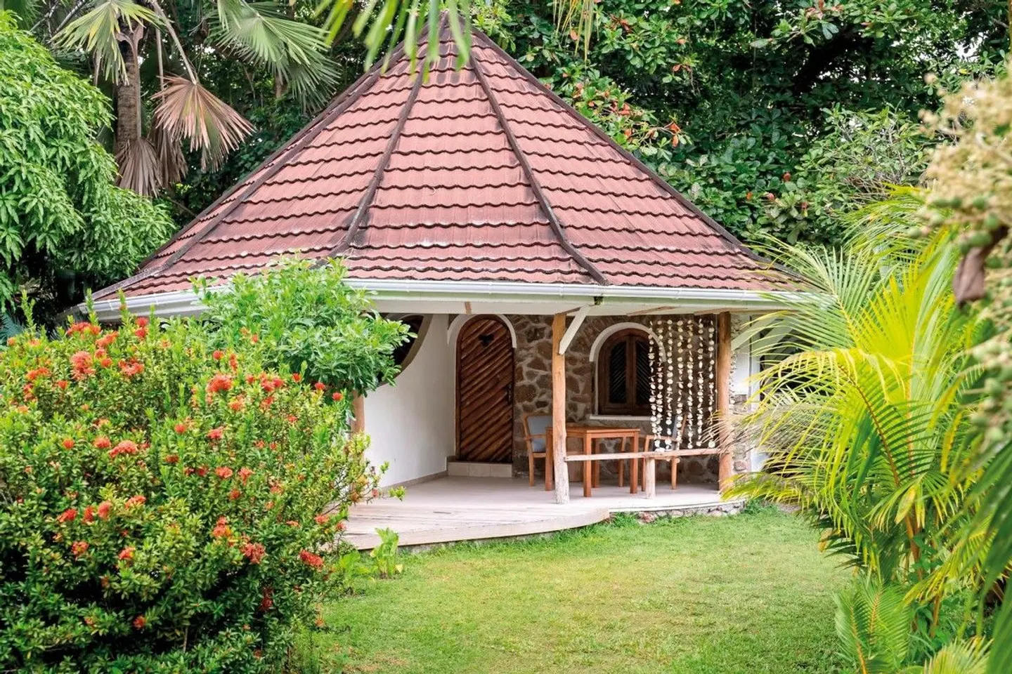 Bliss Hotel Praslin EXTERIOR