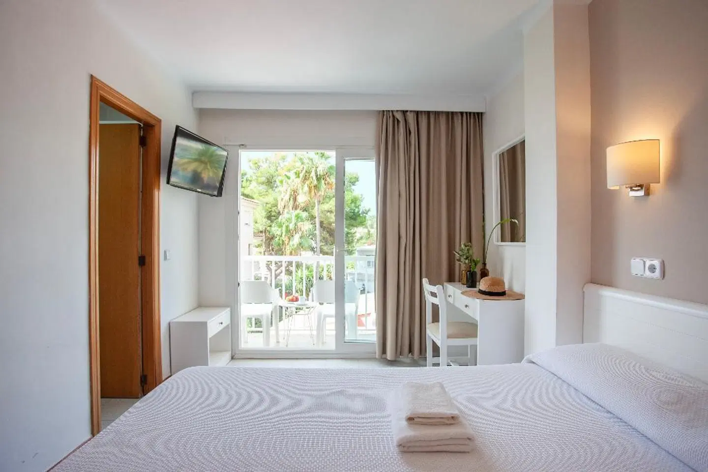 Residencia Sutimar Hostal ROOM_EXAMPLE