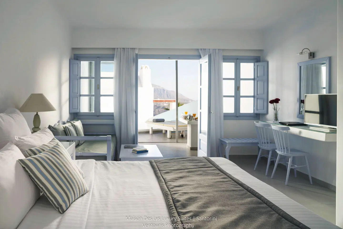 Maison Des Lys Luxury Suites ROOM_EXAMPLE