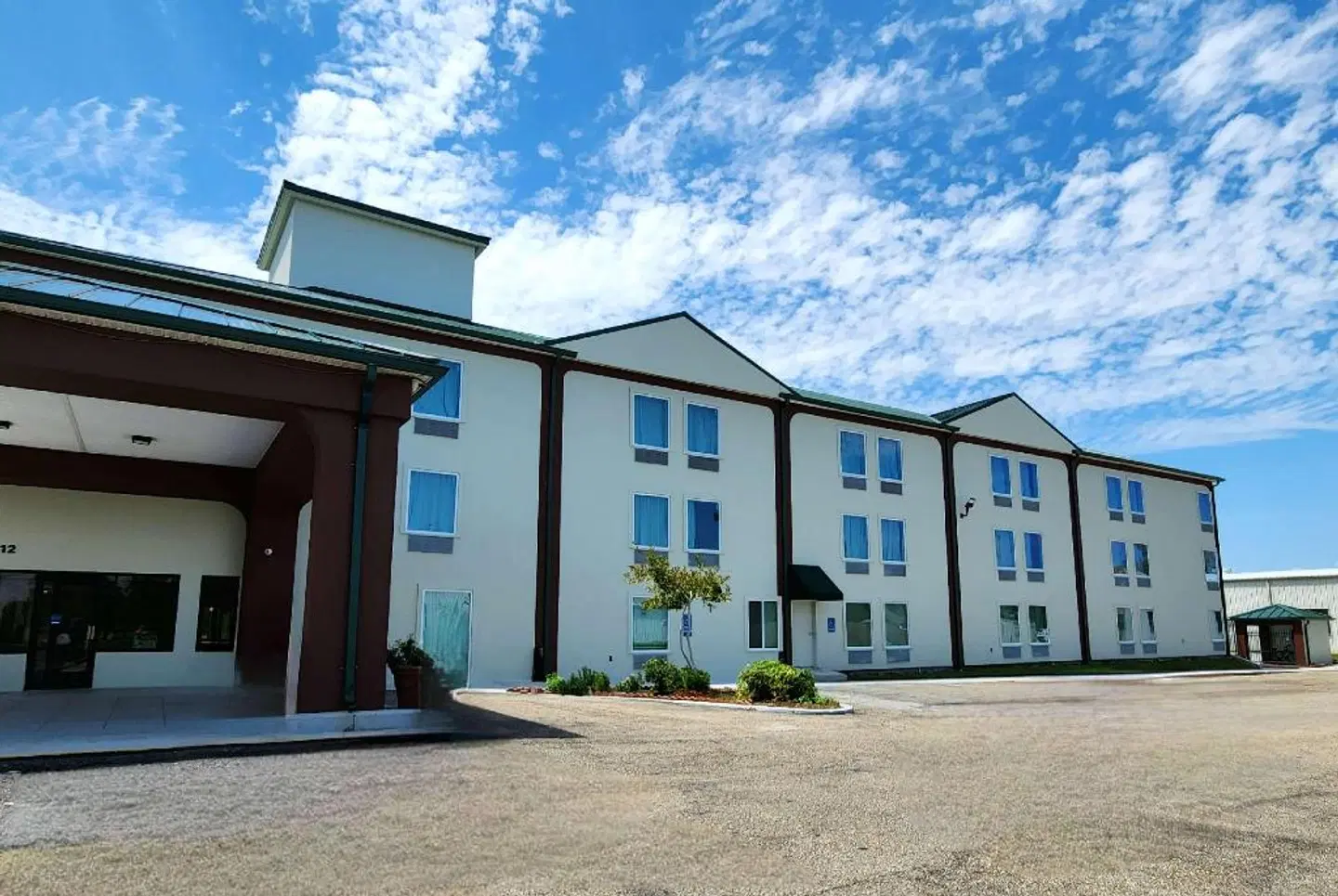 Days Inn by Wyndham LaPlace- New Orleans EXTERIOR