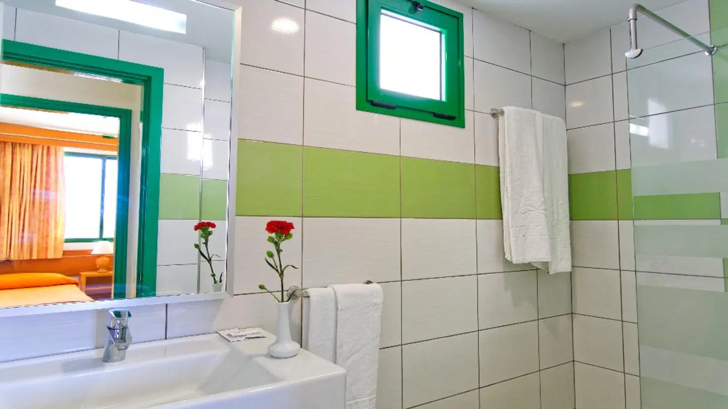 Apartamentos Monteparaiso Badezimmer