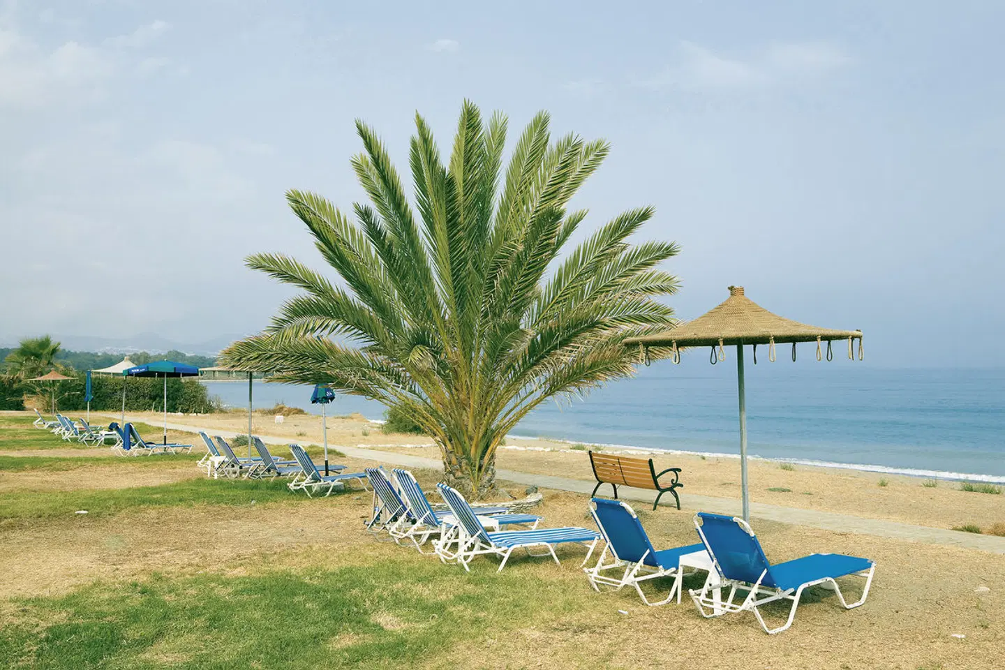 Natura Beach Hotel & Villas Strand