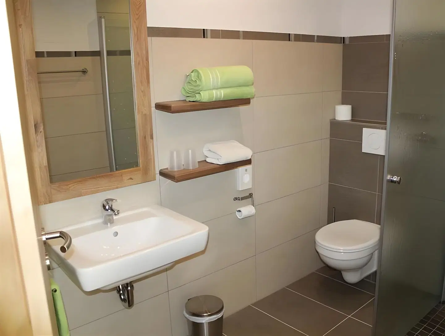 Atomis Hotel Dachau Munich Badezimmer